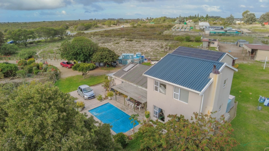 3 Bedroom Property for Sale in Hartebeesfontein Western Cape